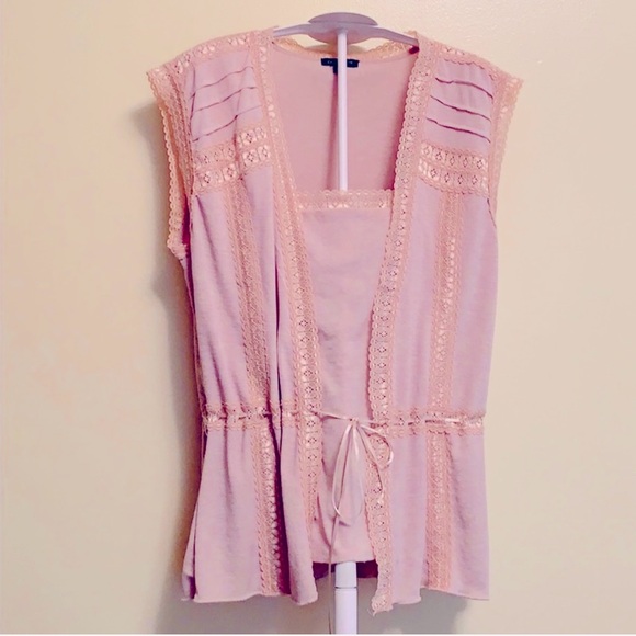 Arden B light beige sleveless top w/ camisole - Picture 1 of 2
